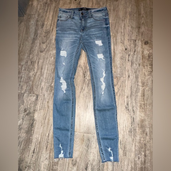 Hollister skinny jeans - Picture 2 of 3